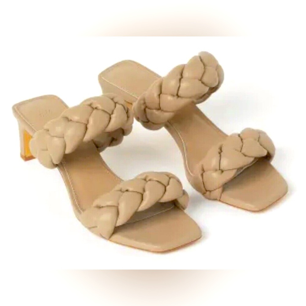 H&M Braided Low Heel Sandal in Taupe - Picture 1 of 6